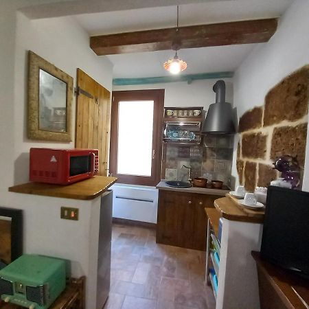 Antica Dimora Alghero Apartment Old Town Center Bagian luar foto