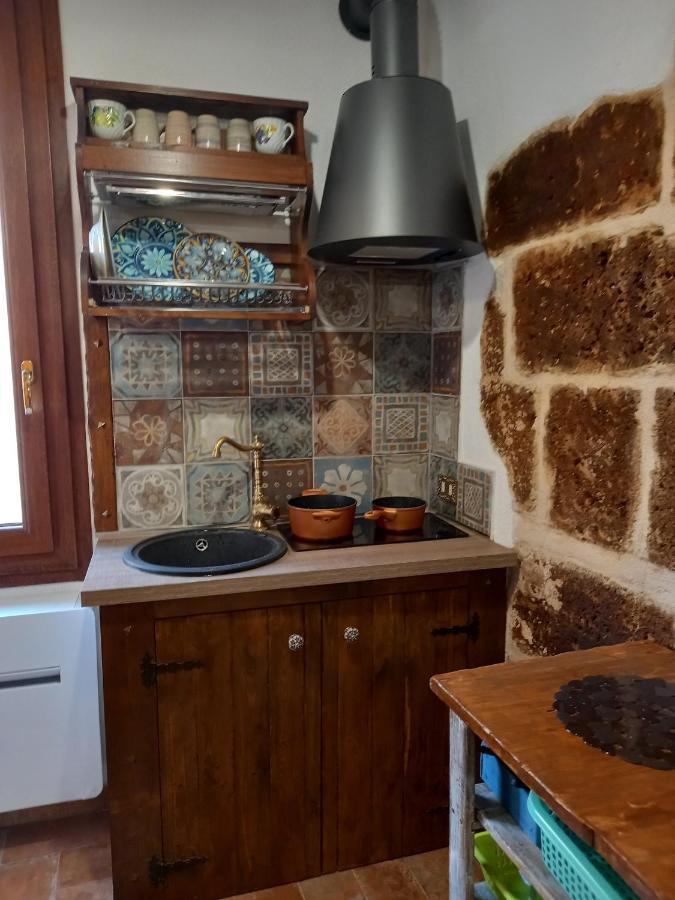 Antica Dimora Alghero Apartment Old Town Center Bagian luar foto