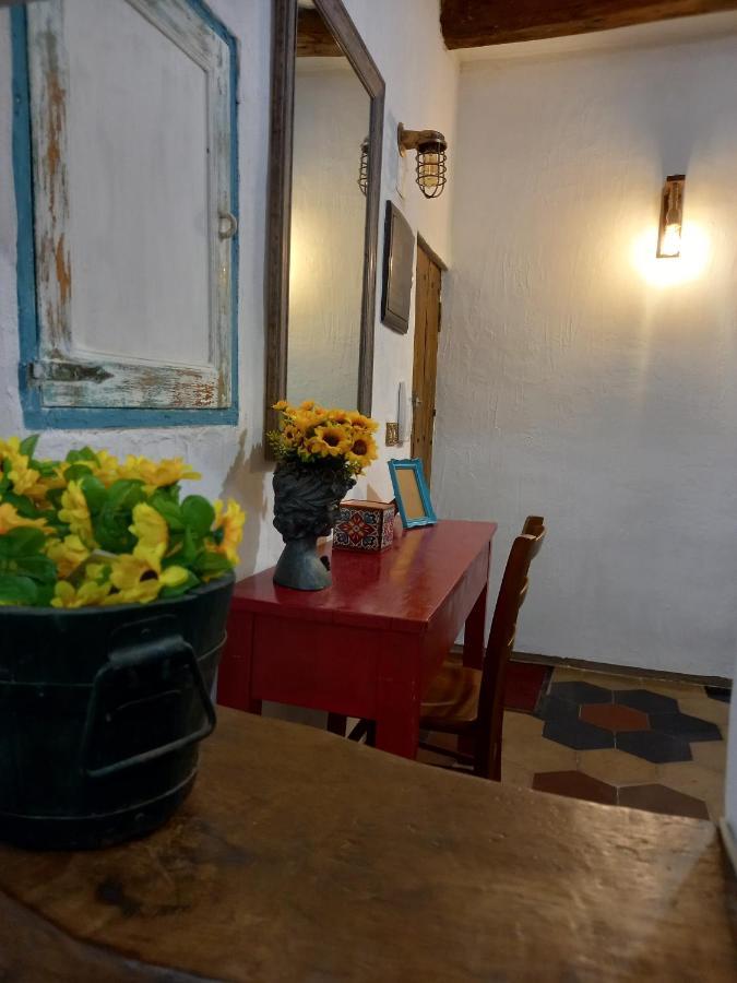 Antica Dimora Alghero Apartment Old Town Center Bagian luar foto
